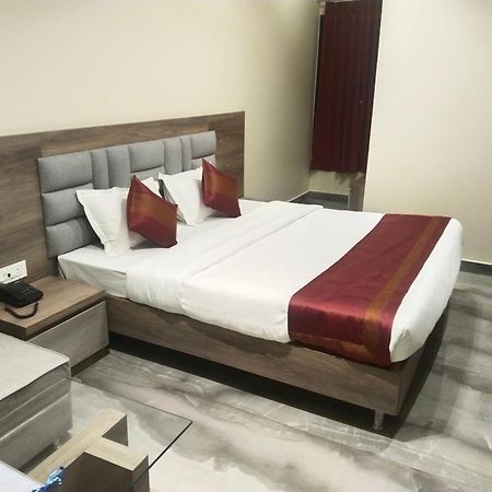 Hotel Dolly Siliguri Exterior foto